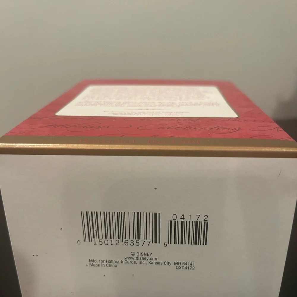 Hallmark Ornament: 2001 Disney Cinderella's Castle | QXD4172